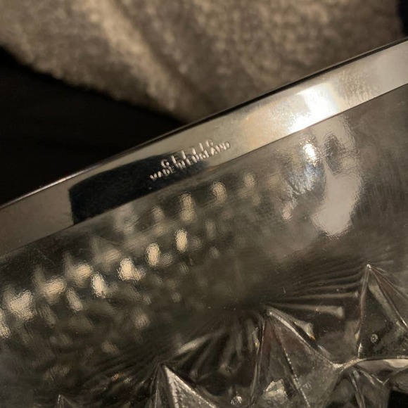 Vintage Diamond Point Crystal Bowl with Silver Plated Rim Celtic Made in England - Picture 7 of 13